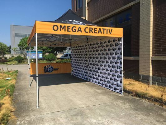 σκηνή σκιάς 2.5X2.5m η 8X8FT τετραγωνική στεγανοποιεί την υπαίθρια εμπορική έκθεση θόλων 10 X 20