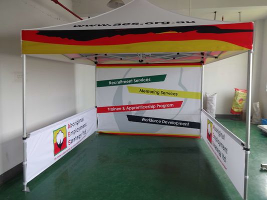 σκηνή σκιάς 2.5X2.5m η 8X8FT τετραγωνική στεγανοποιεί την υπαίθρια εμπορική έκθεση θόλων 10 X 20