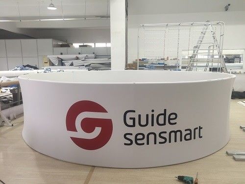 60in X 48in σκάουν επάνω τον κρεμώντας θάλαμο έκθεσης σημαδιών τριγώνων επίδειξης έκθεσης